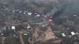 Momentul când un tanc ucrainean atacă singur un convoi de blindate rusești